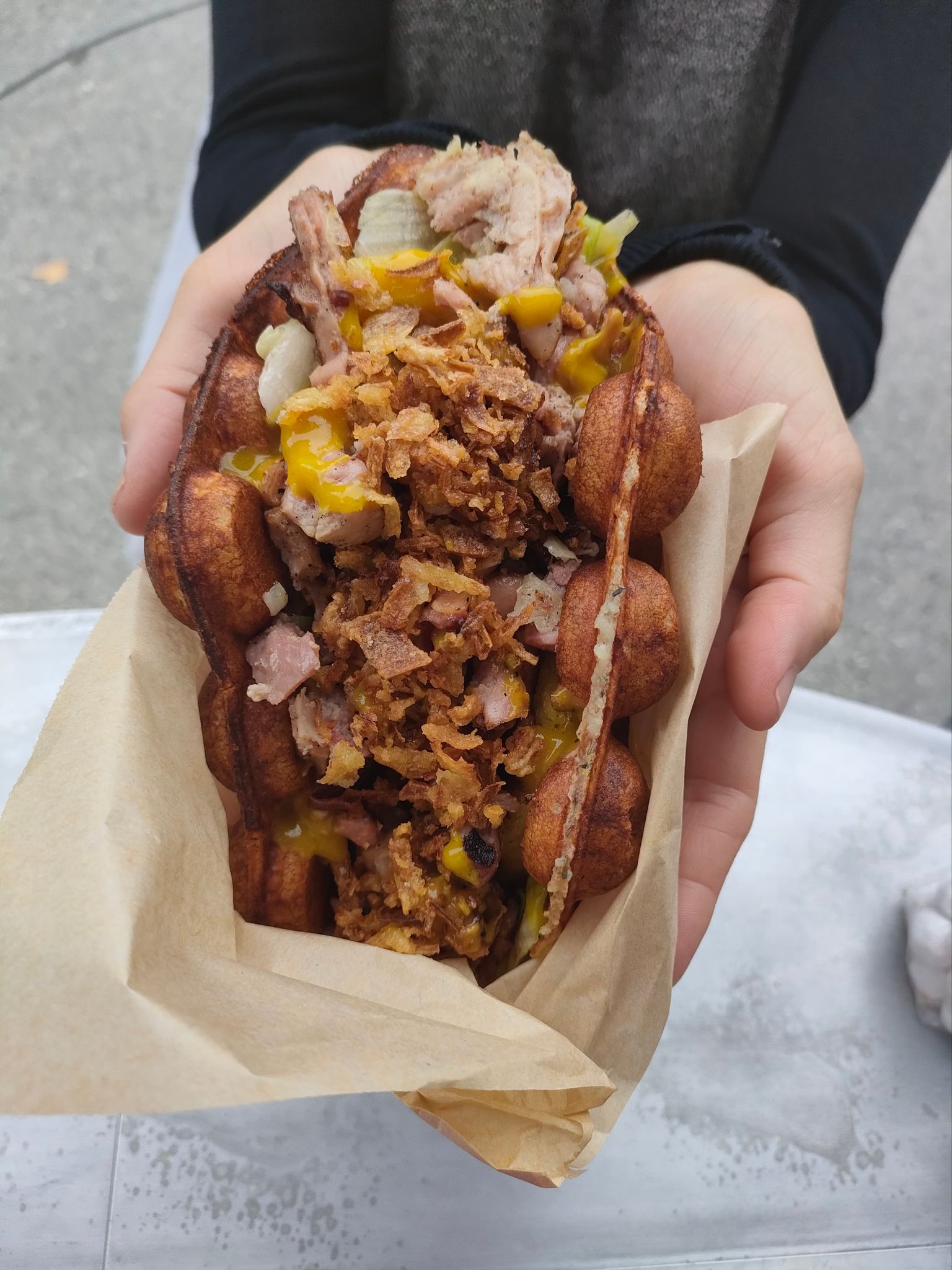 305385012_1243731073087578_4150941740162404142_n bubble waffle andouillette