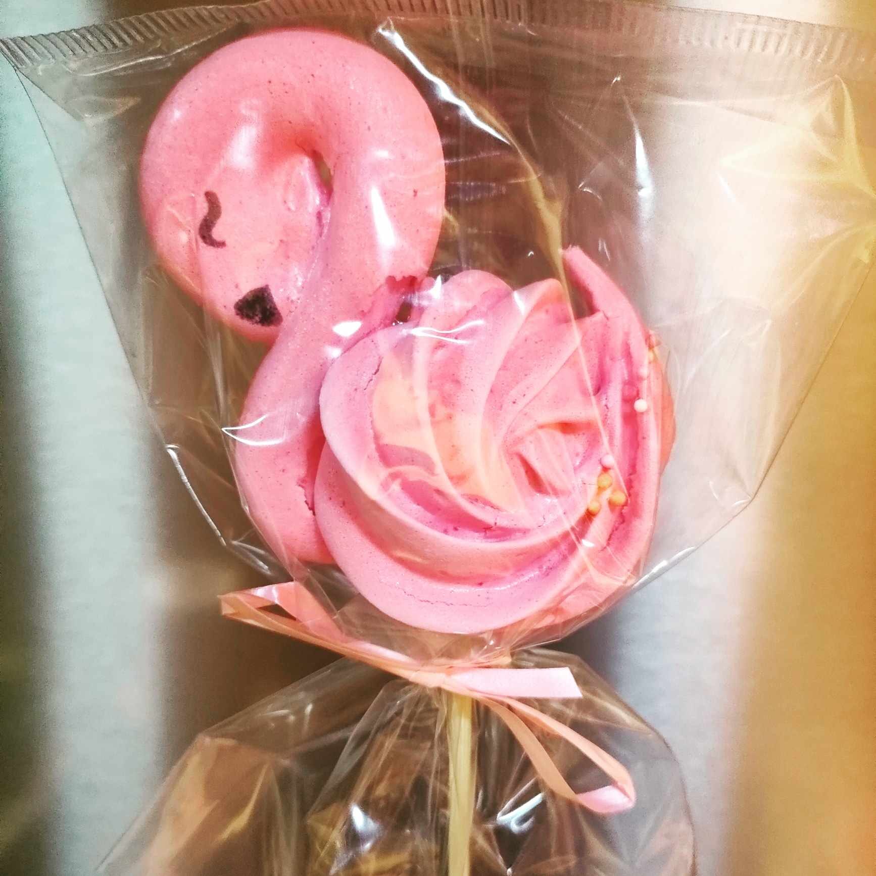 sucette meringue flamant rose